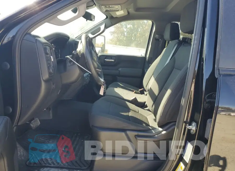 2GC4YME73P1706014 Photo# 7