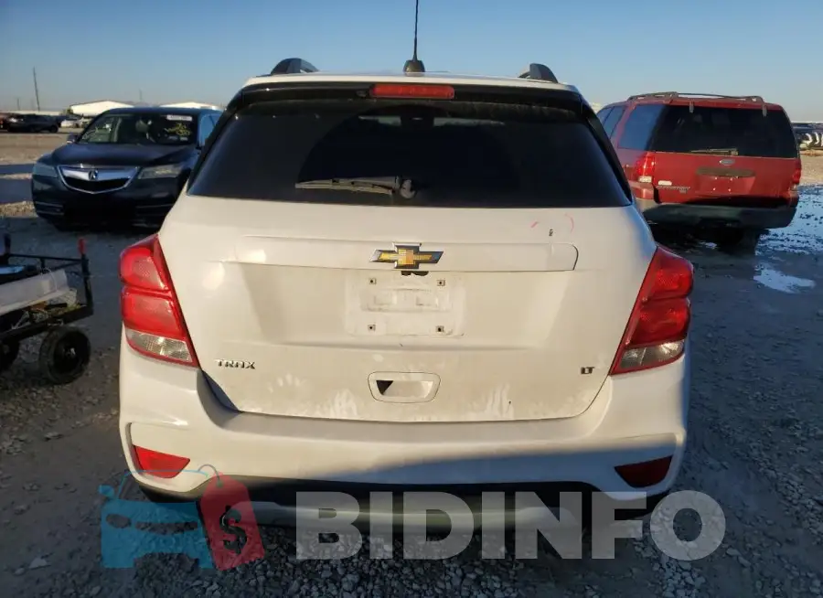 KL7CJLSB9JB726467 Photo# 6