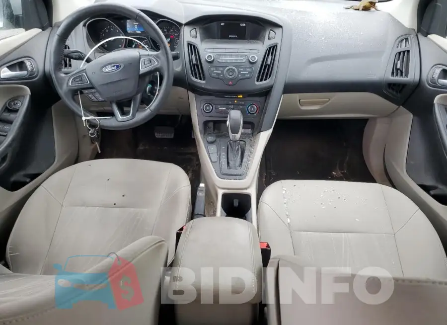 1FADP3F20JL214029 Photo# 8