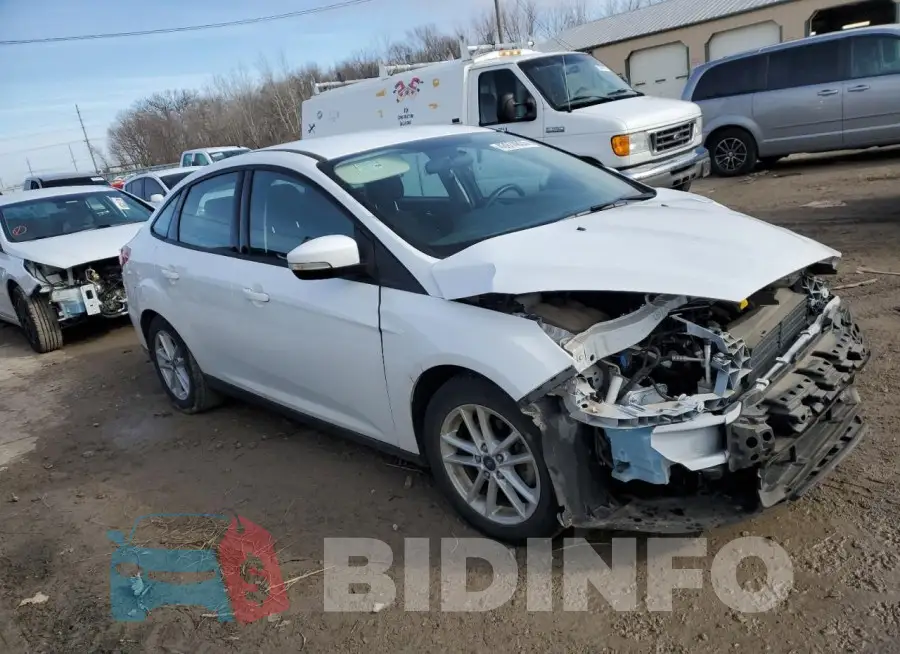 1FADP3F23GL390274 Photo# 4