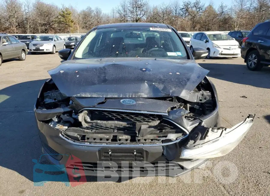 1FADP3F2XHL315430 Photo# 5