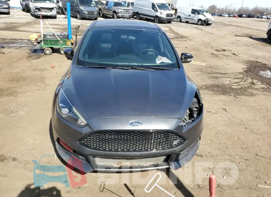 1FADP3L92HL298947 Photo# 5