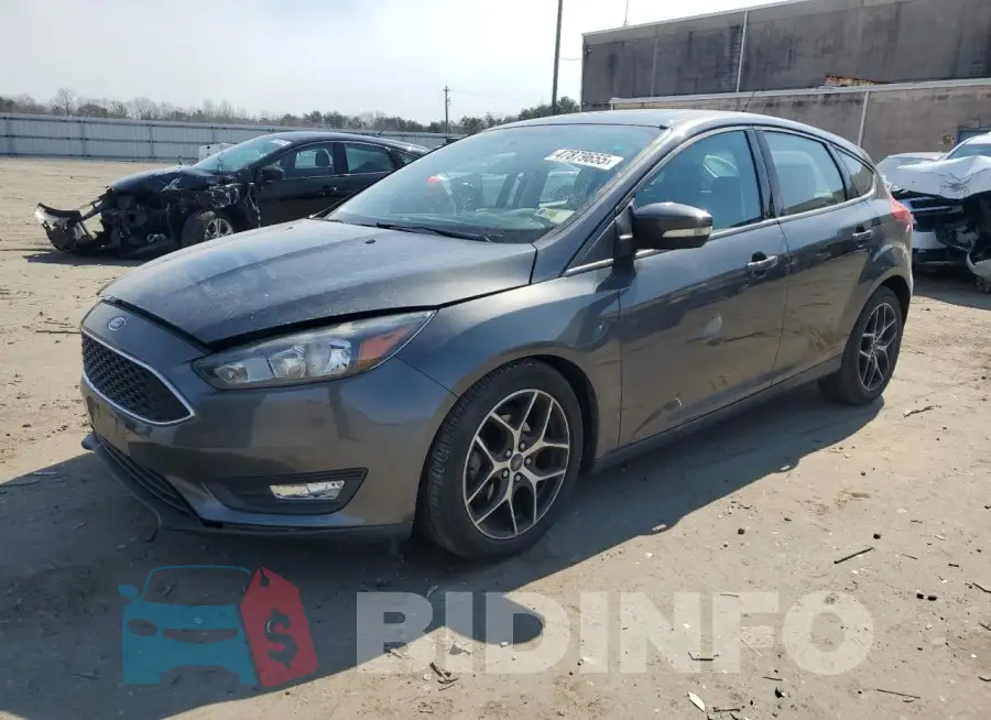 1FADP3M25HL338746 Photo# 1