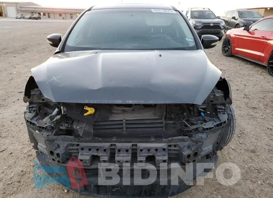 1FADP3N26JL247554 Photo# 5