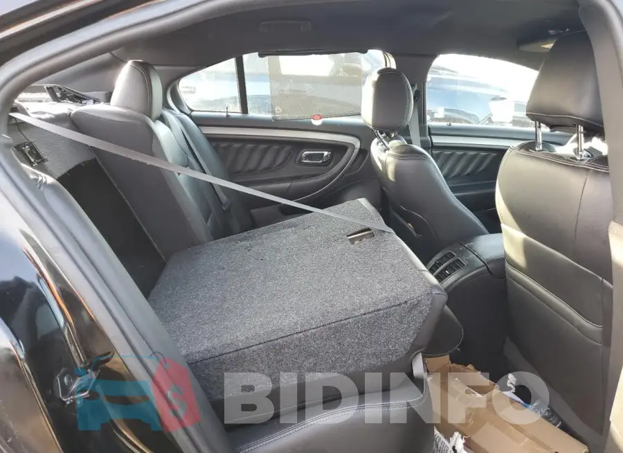 1FAHP2E86HG112013 Photo# 10