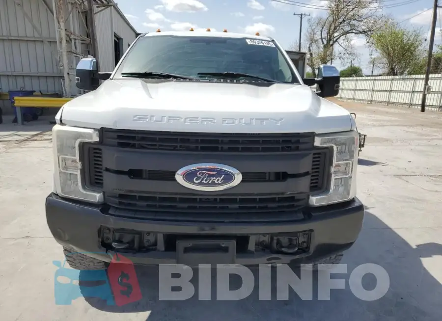 1FDRF3F6XHEC80619 Photo# 5