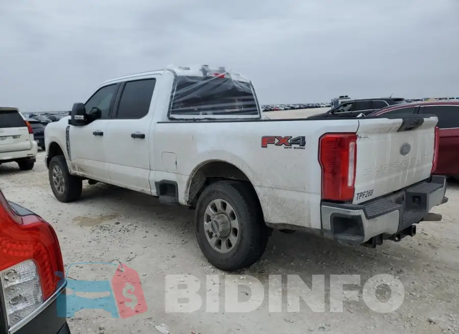 1FT7W2BN2RED65099 Photo# 2