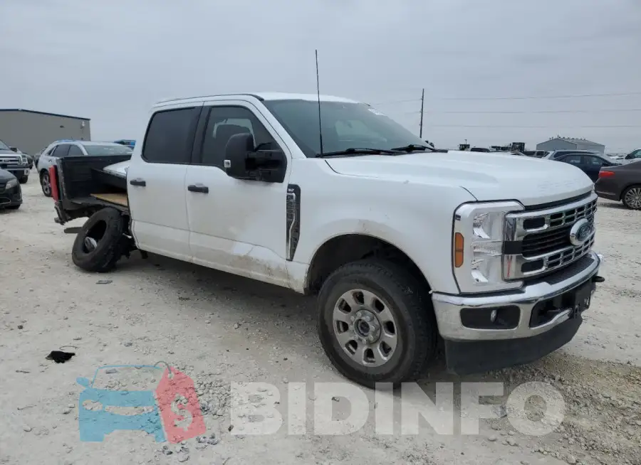 1FT7W2BN2RED65099 Photo# 4