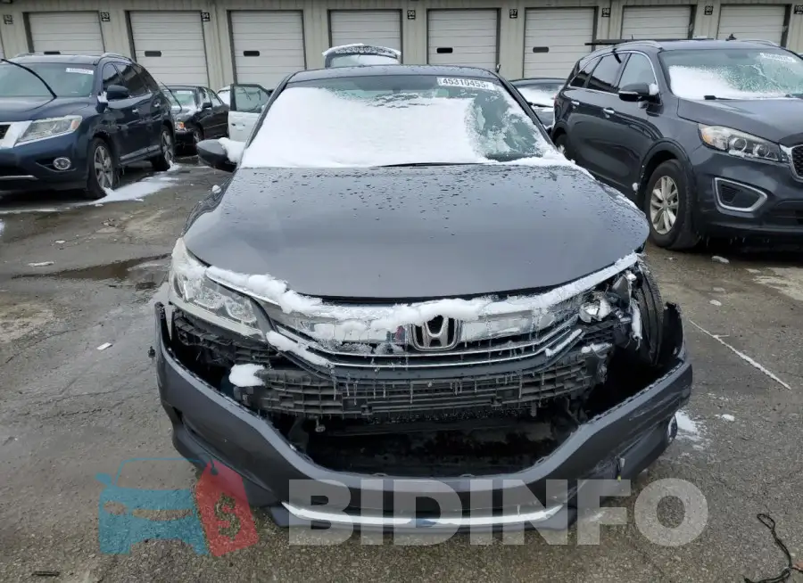 1HGCR2F15HA024140 Photo# 5