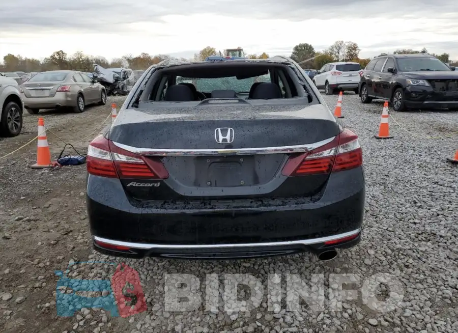 1HGCR2F39HA285045 Photo# 6