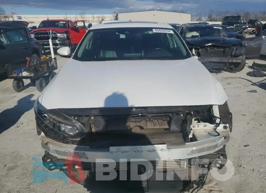 1HGCV2F62JA039370 Photo# 5