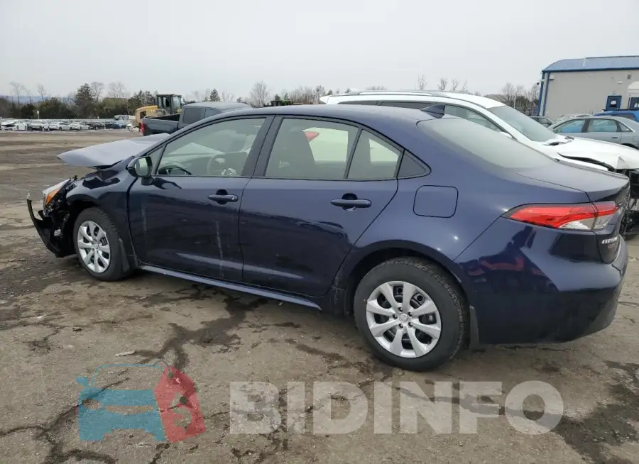 JTDBCMFE1S3074832 Photo# 2