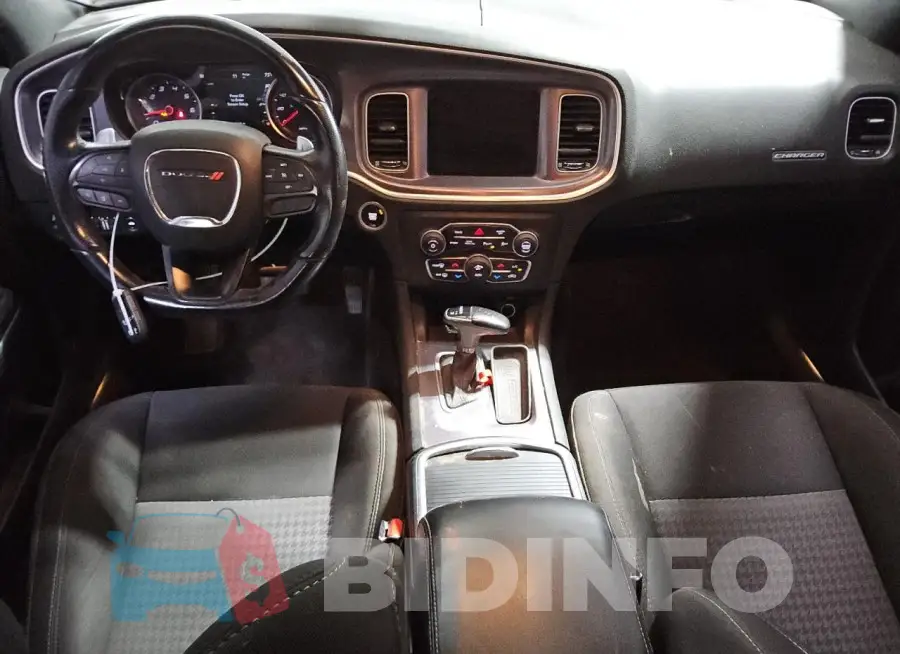 2C3CDXHG3LH155433 Photo# 8