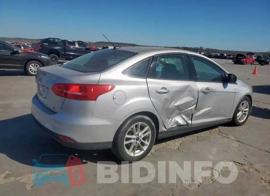 1FADP3F22JL317002 Photo# 3