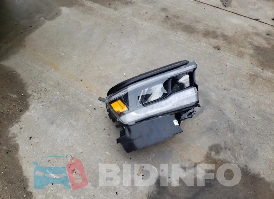 1C6SRFLT7KN722019 Photo# 12