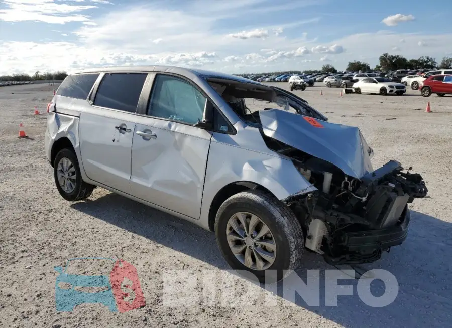 KNDMB5C16M6674850 Photo# 4