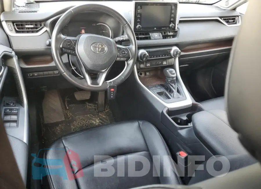 2T3Y1RFV2KW024189 Photo# 8