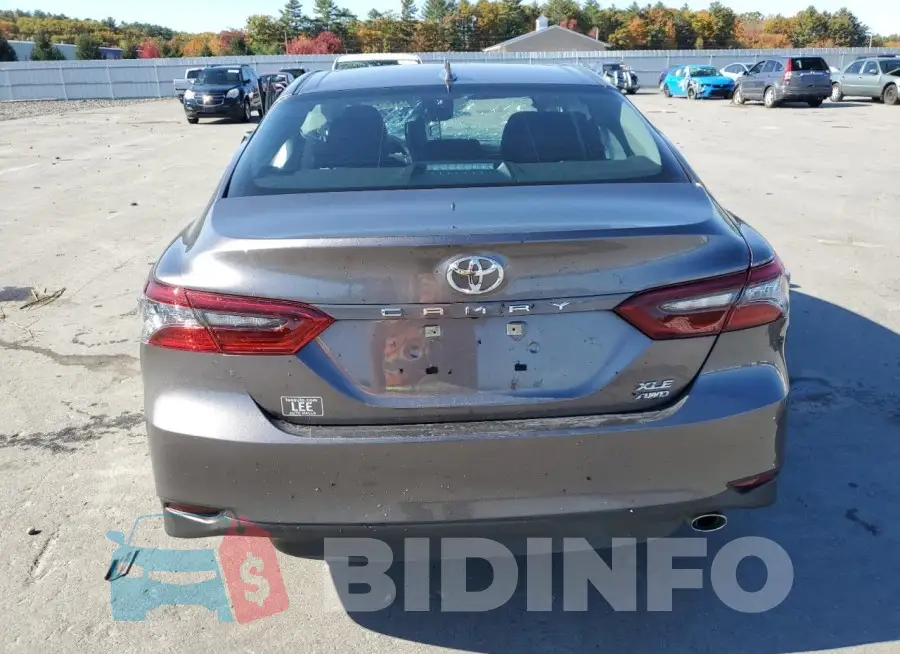 4T1F11BK8RU129083 Photo# 6