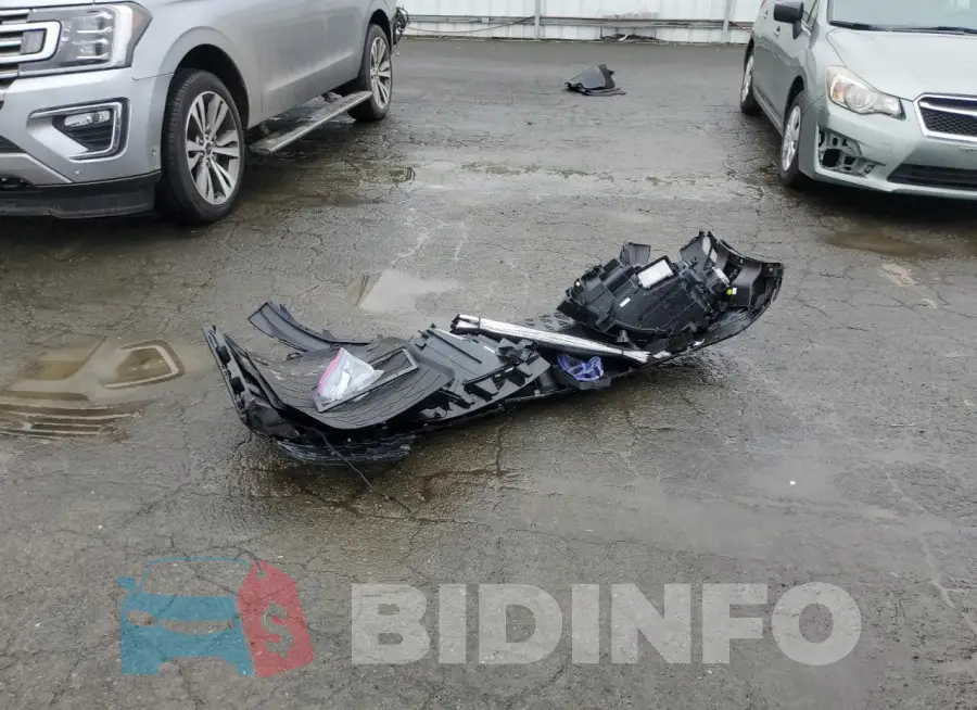 1V2GNPE85PC013826 Photo# 12