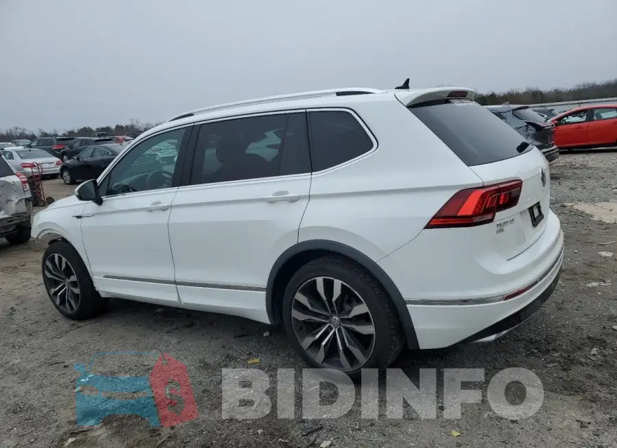 3VV4B7AX0JM168253 Photo# 2