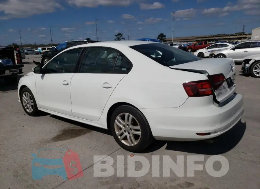 3VW2B7AJ7JM207497 Photo# 2