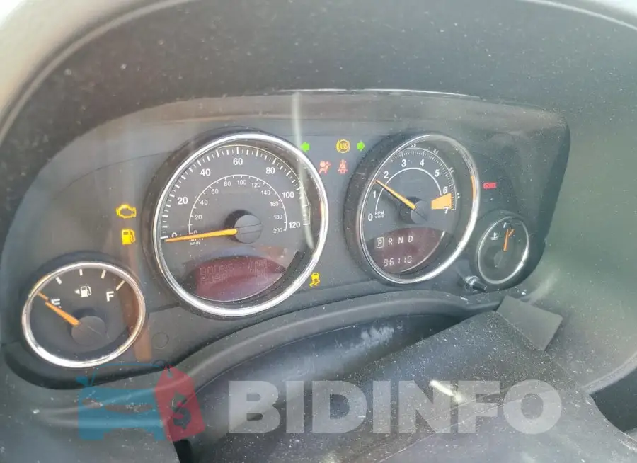 1C4NJDEB2GD717961 Photo# 9