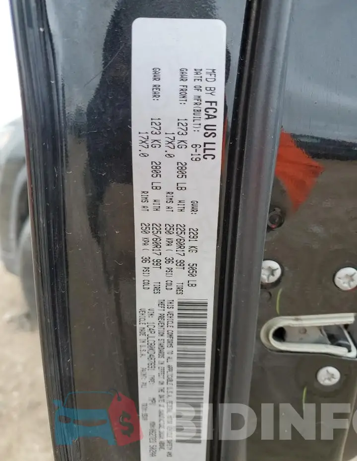 1C4PJLCB0KD487691 Photo# 14