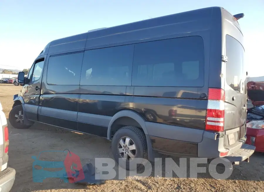 8BRPE8CD2GE122786 Photo# 2