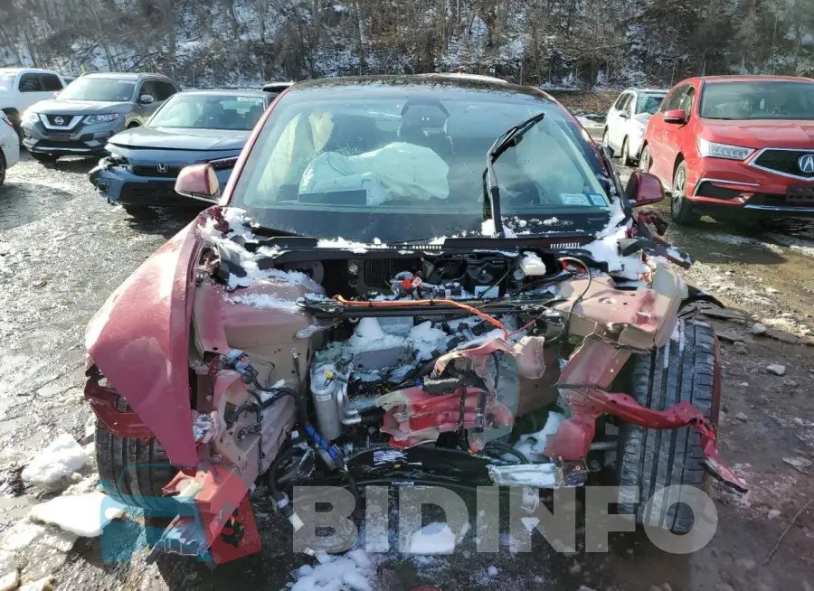 5YJ3E1ET5RF807748 Photo# 5