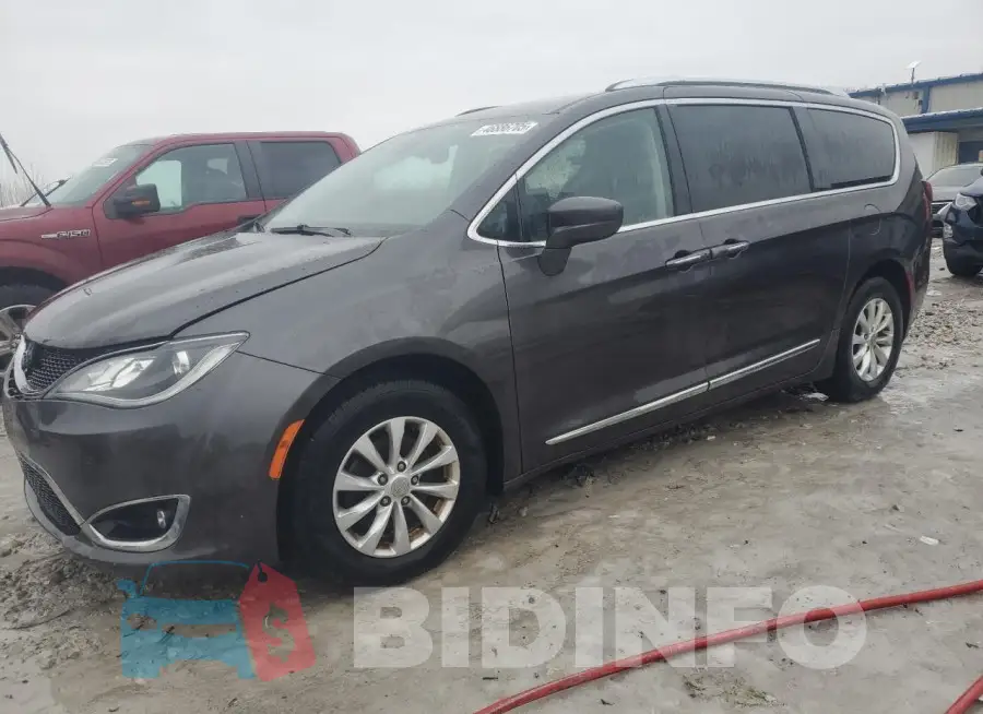 2C4RC1BG8KR573820 Photo# 1