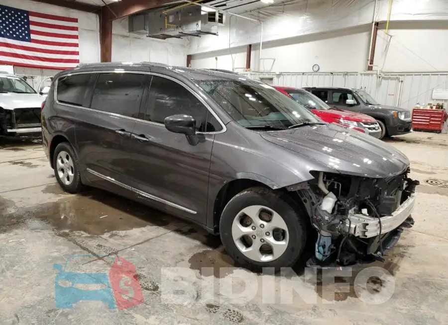 2C4RC1EG8HR708458 Photo# 4