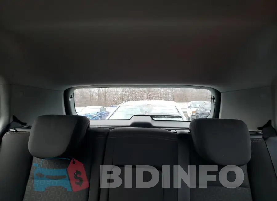3GNCJNSB7JL329537 Photo# 10
