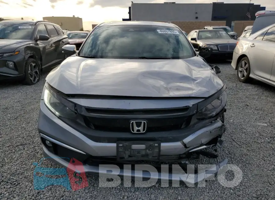 19XFC1F3XKE210897 Photo# 5