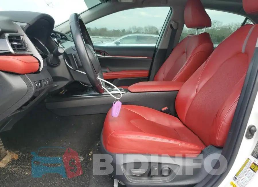 4T1B61HK8KU227771 Photo# 7