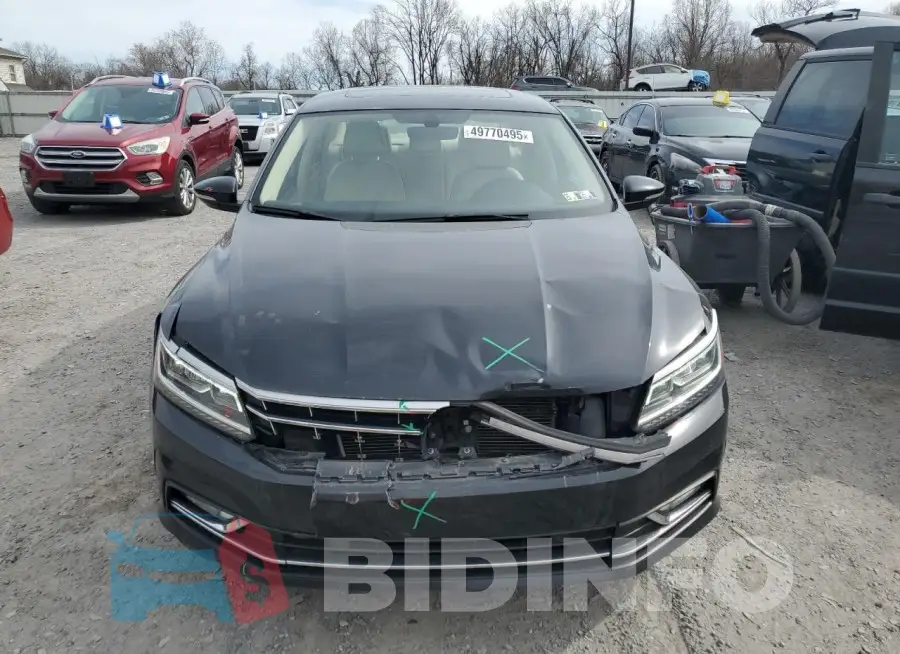 1VWGT7A37HC021507 Photo# 5