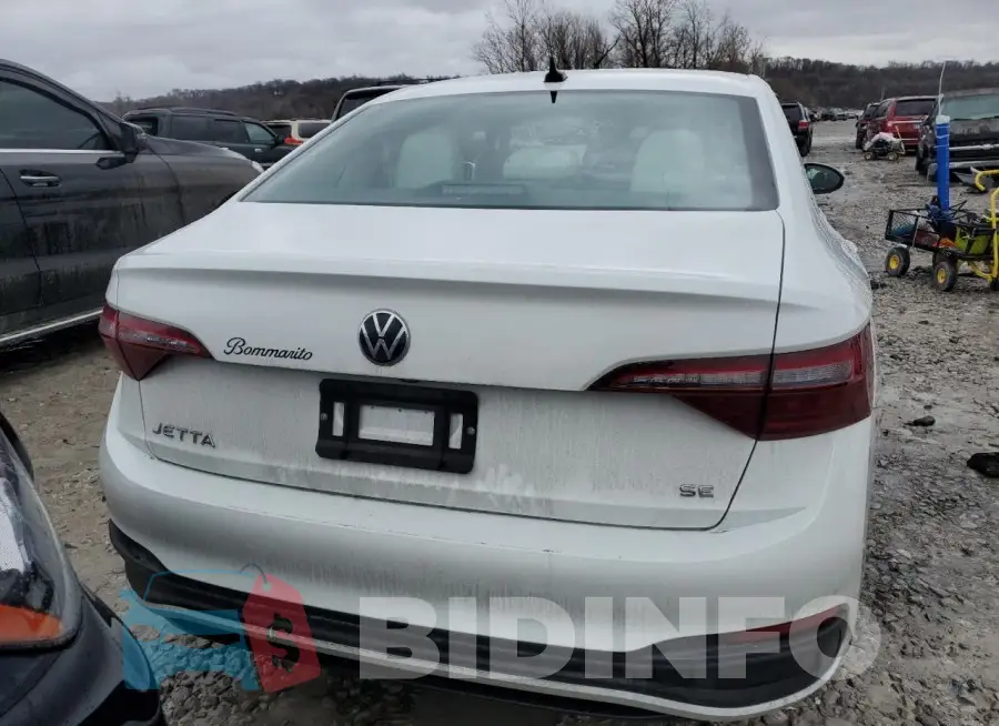 3VW7M7BU8RM044914 Photo# 6