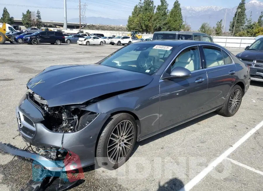 W1KAF4GB7SR251684 Photo# 1
