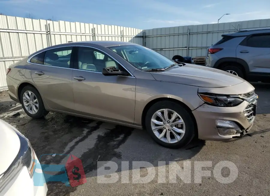 1G1ZD5ST4NF127458 Photo# 4