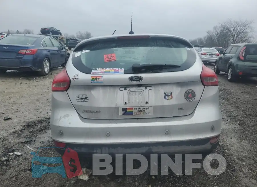 1FADP3K26GL321374 Photo# 6