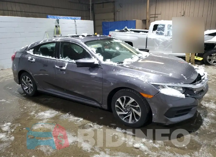 19XFC2F75HE213143 Photo# 4