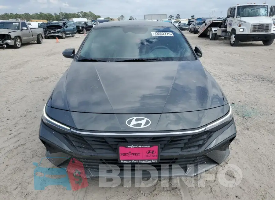 KMHLM4DG9RU704585 Photo# 5