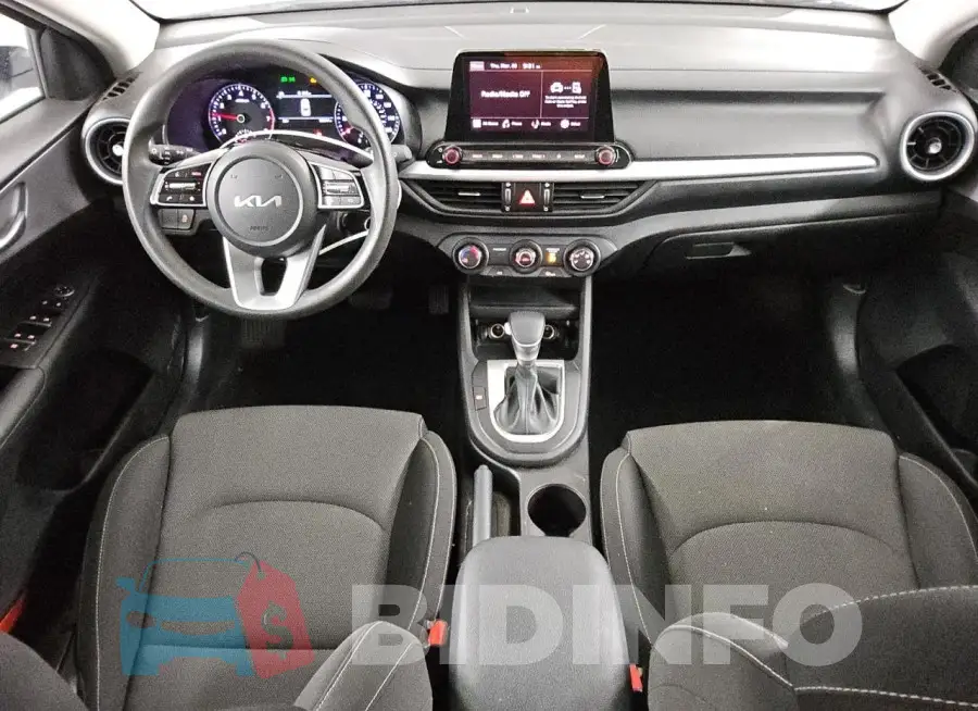 3KPF24AD2PE652858 Photo# 8