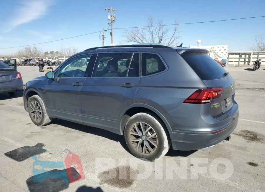 3VV2B7AX8KM153458 Photo# 2