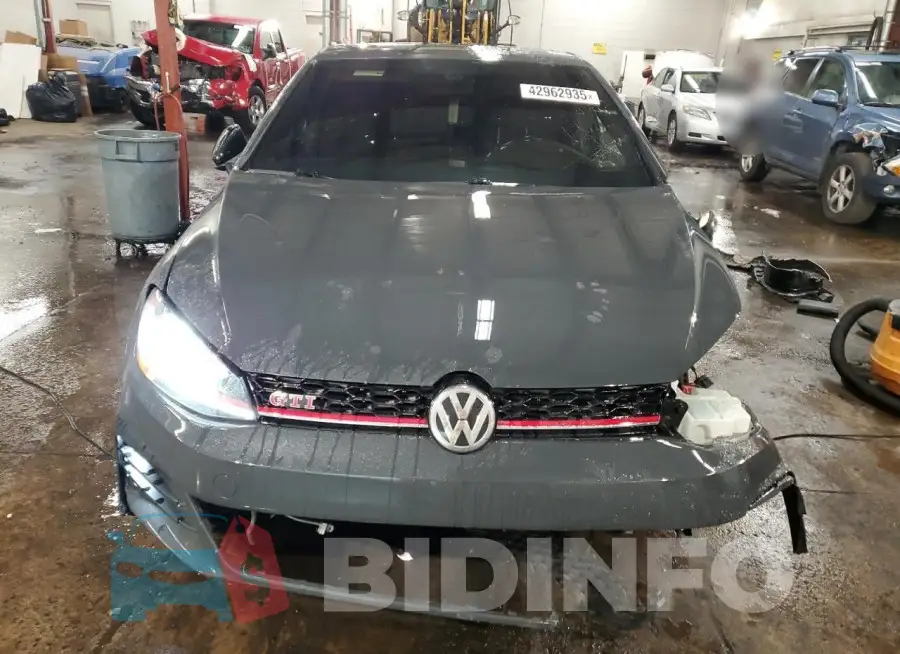 3VW6T7AU0KM006664 Photo# 5