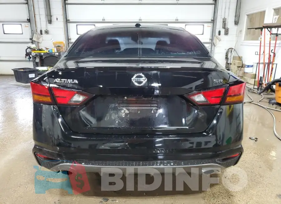 1N4BL4CV3KC168625 Photo# 6