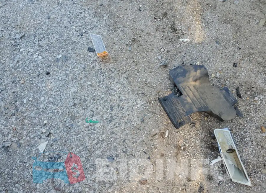 1C4NJPFA8HD203878 Photo# 12