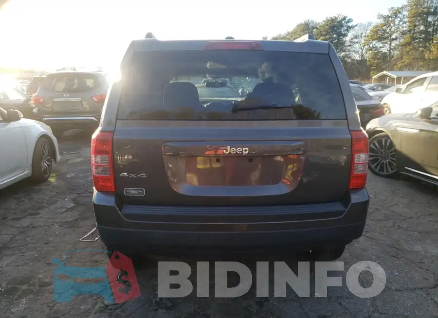 1C4NJRBB8GD520195 Photo# 6