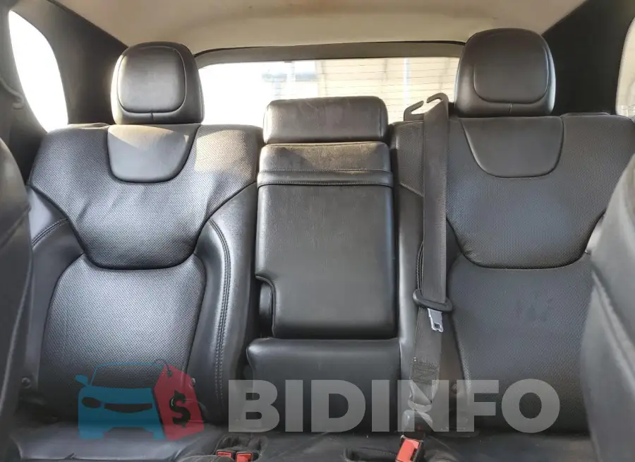 1C4PJLDB5KD302176 Photo# 10