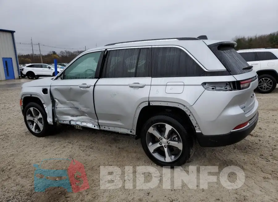 1C4RJYB63RC711501 Photo# 2