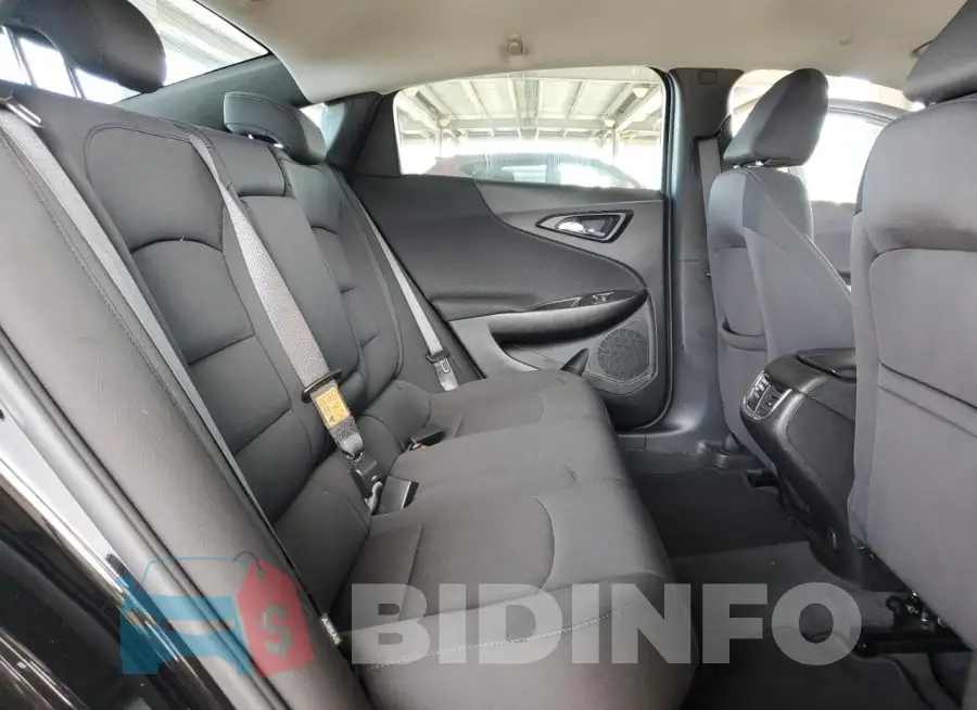 1G1ZD5ST3NF185206 Photo# 10